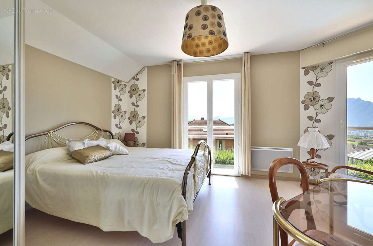 Maison à GRESY-SUR-AIX