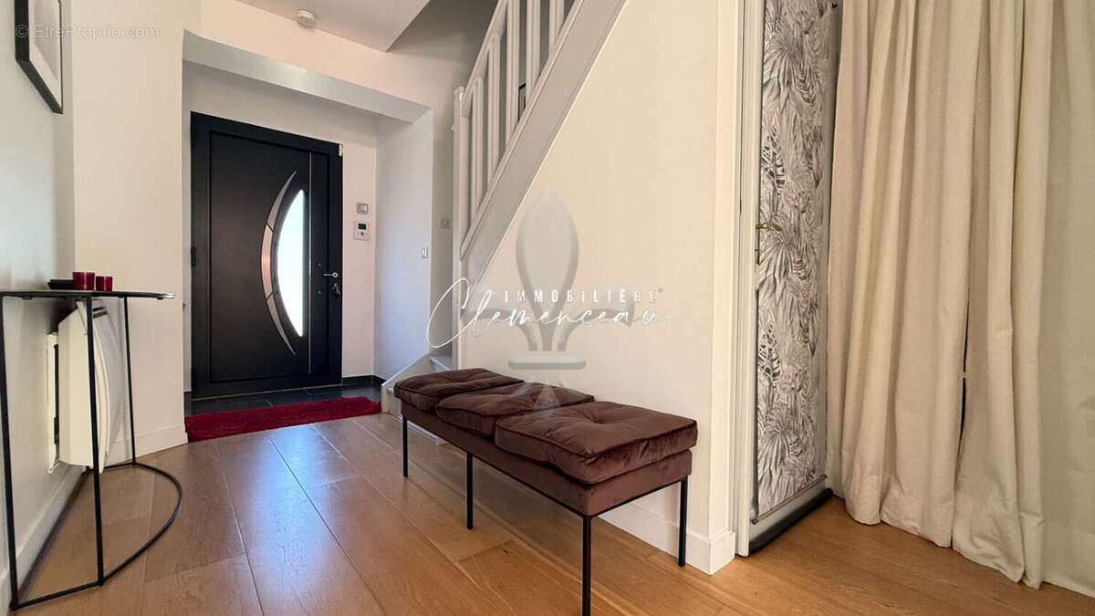 Maison familiale avec piscine - Secteur résidentiel recherché - photo 4