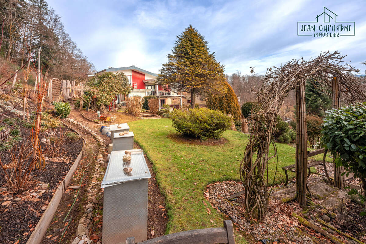 Maison à SAINT-NABORD