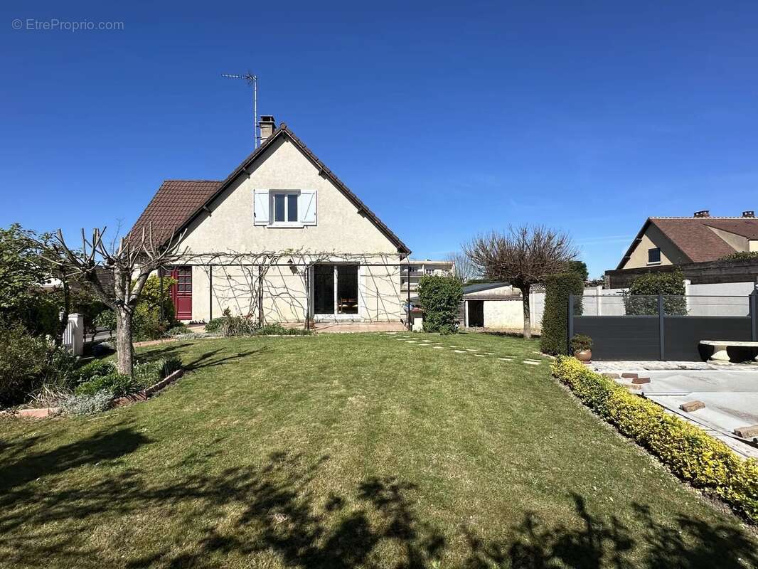 Maison à SAINT-GEORGES-SUR-BAULCHE