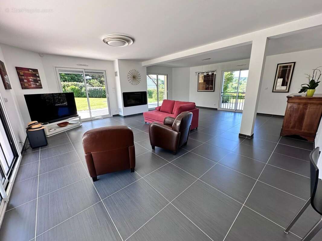 Maison à GONNEVILLE-SUR-MER