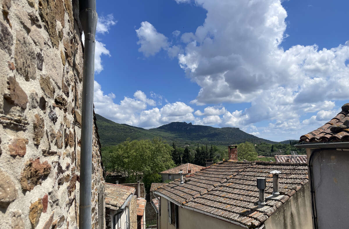 Maison à SAINT-FELIX-DE-LODEZ