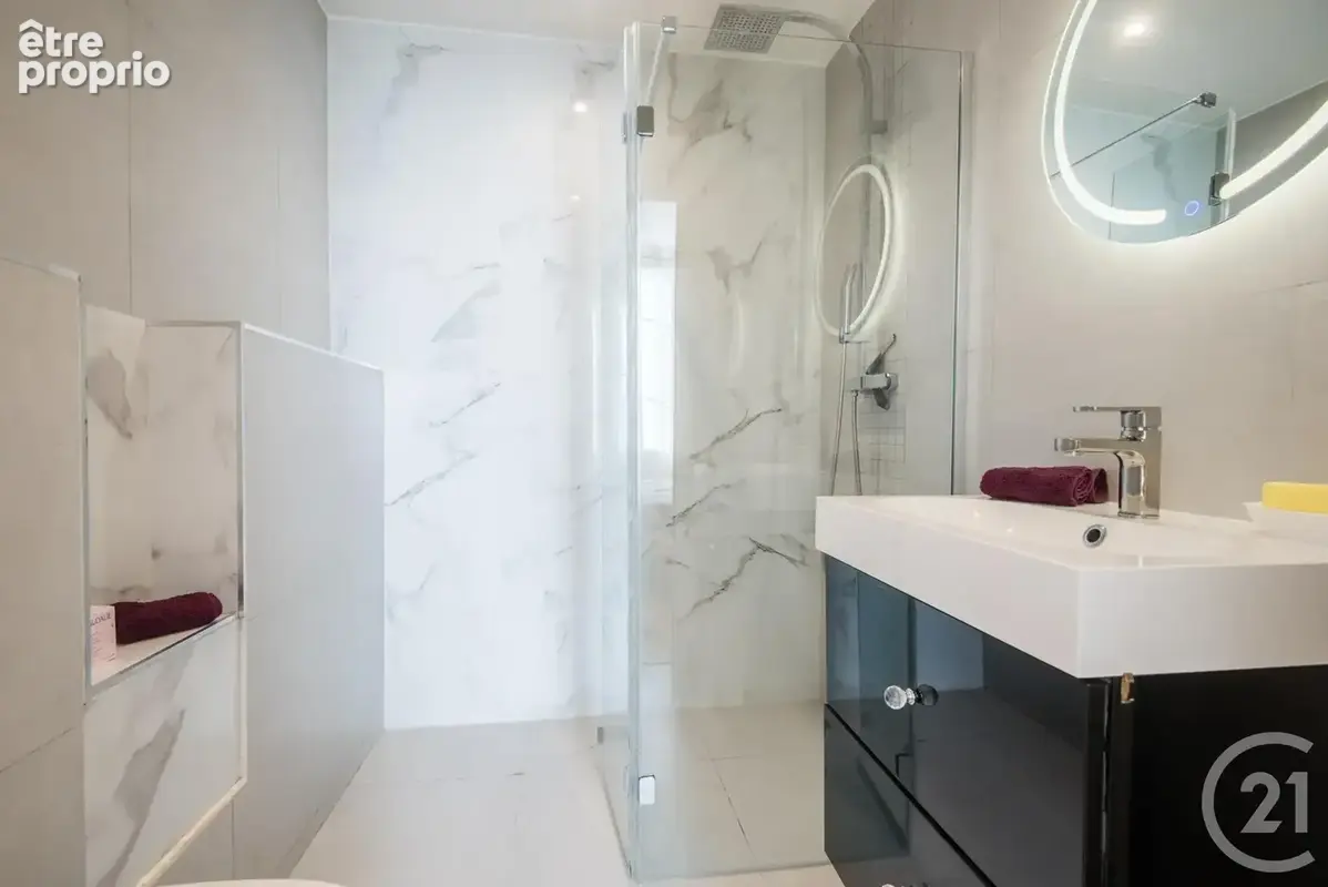 Appartement 69 m² à Nice  - photo 9