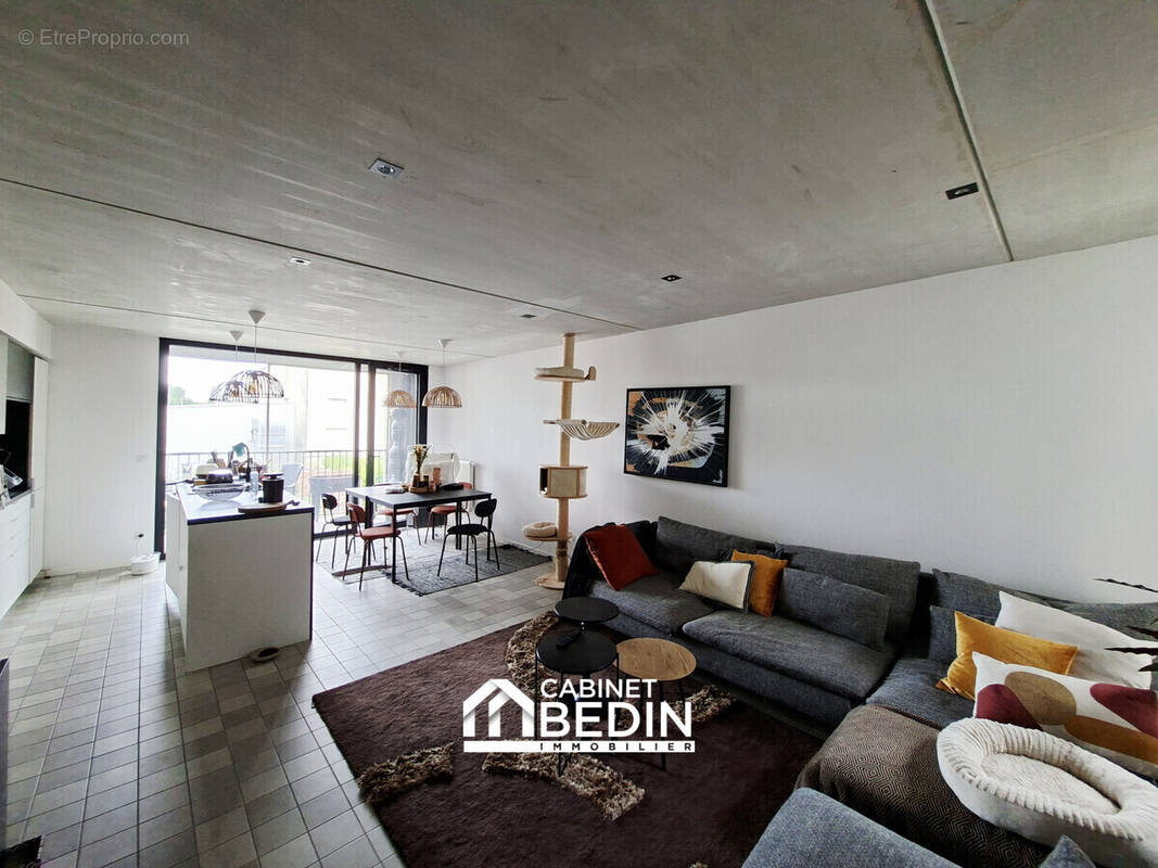 Appartement à BORDEAUX