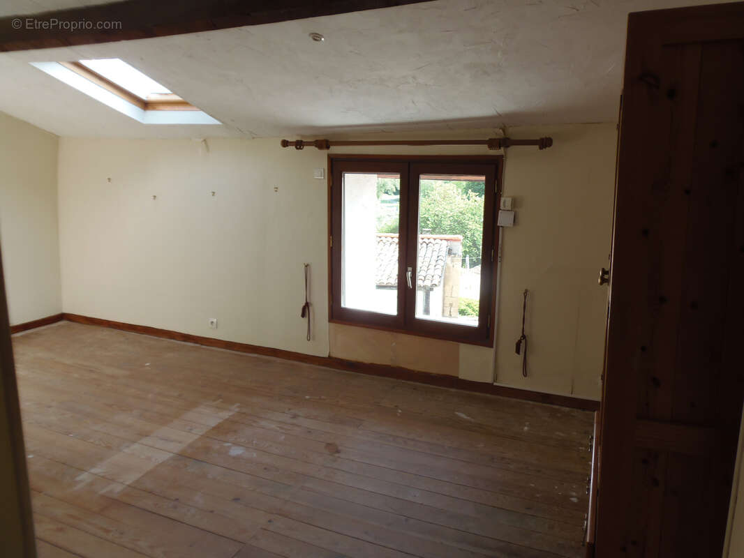 Maison à MORTAGNE-SUR-GIRONDE