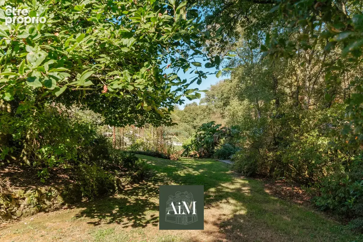 Propriété de caractère avec ruisseau et parc de 4 500 m2   Brec’h - photo 19