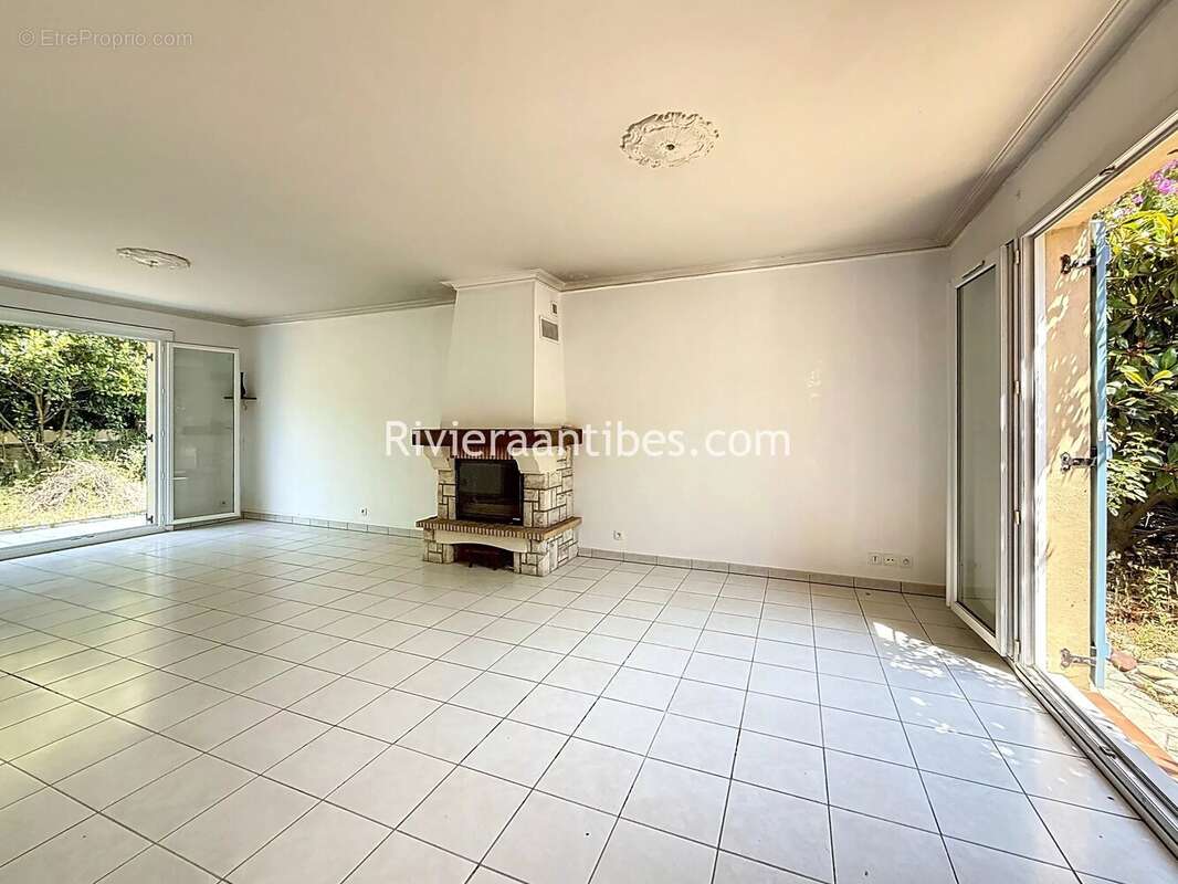 Maison à ANTIBES