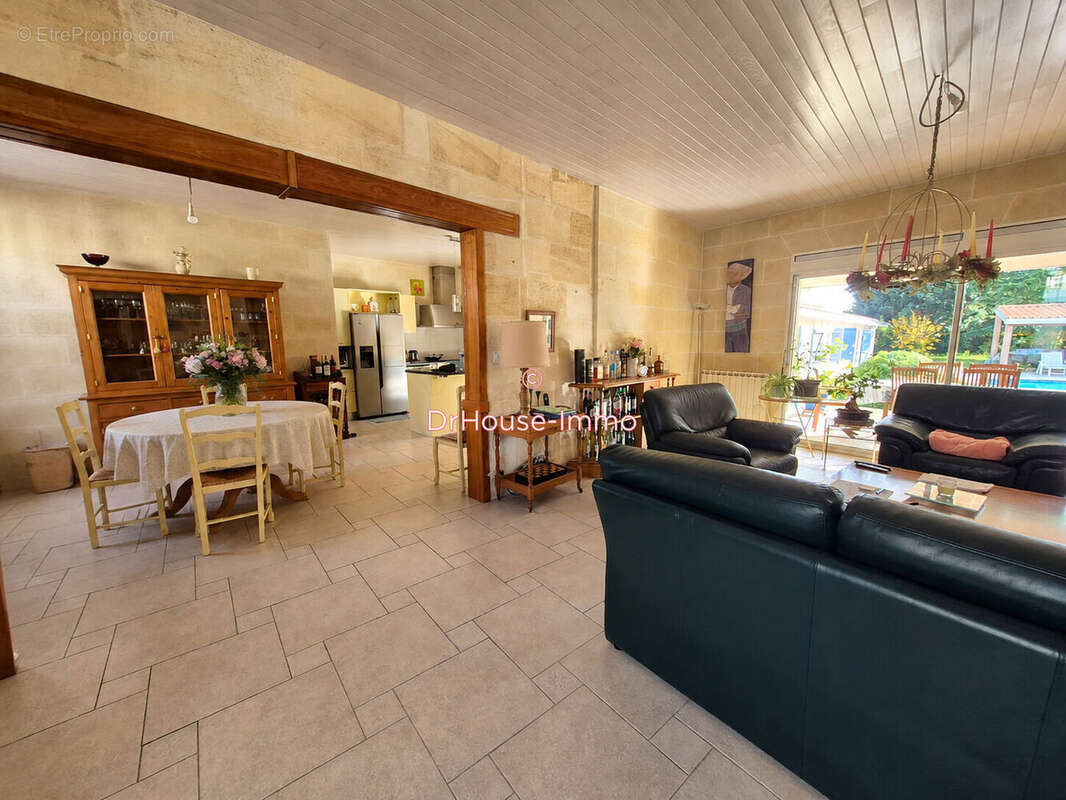 Maison 183 m² à Begles  - photo 10