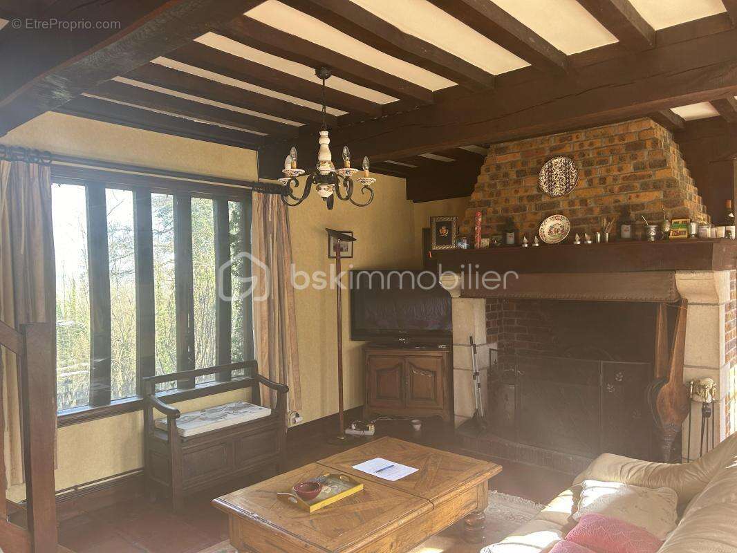 Maison à BONNEVILLE-LA-LOUVET