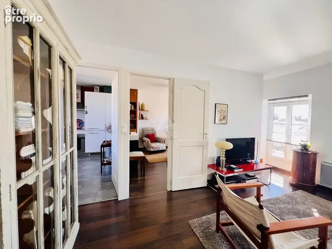 T2 - 2ème étage avec combles privatifs de 45.97 m² de surface utile - photo 2