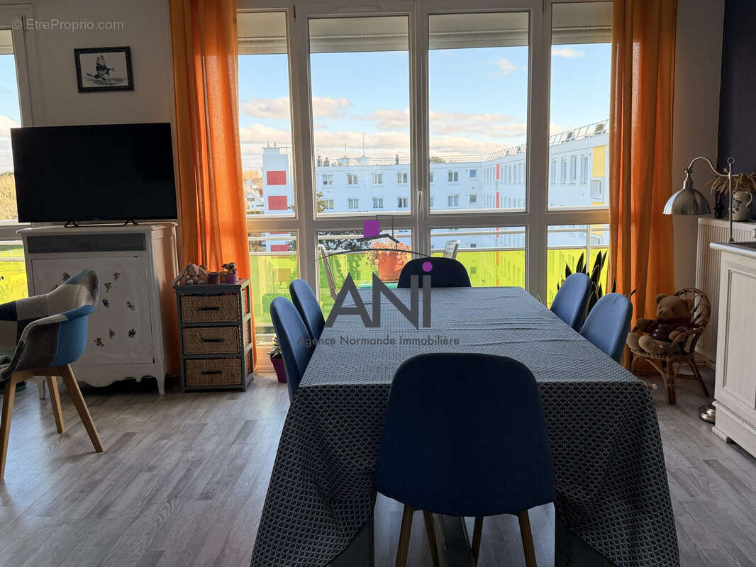Appartement à GREGES
