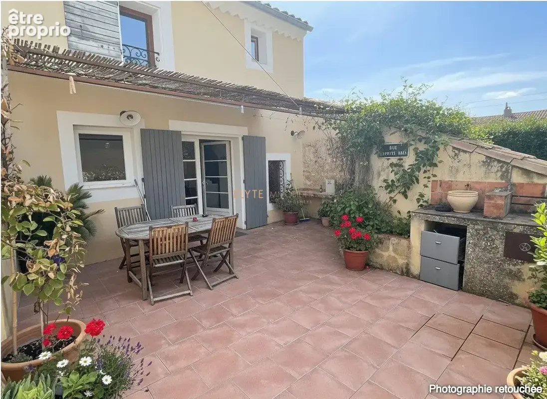 Maison à VILLELAURE