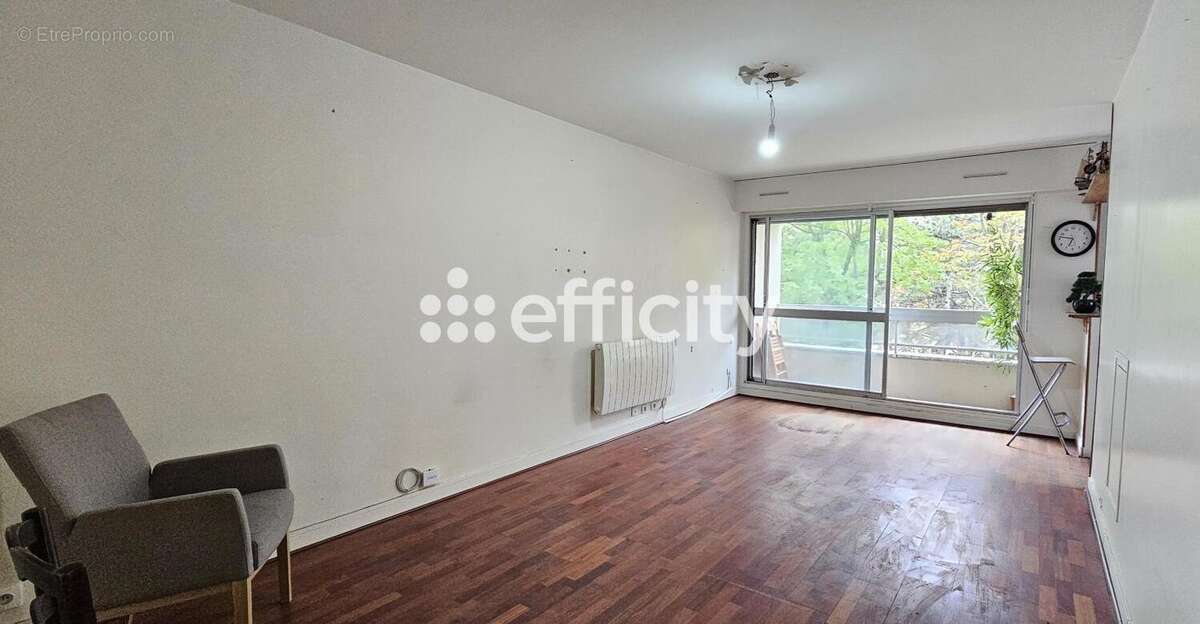 Appartement à PARIS-12E