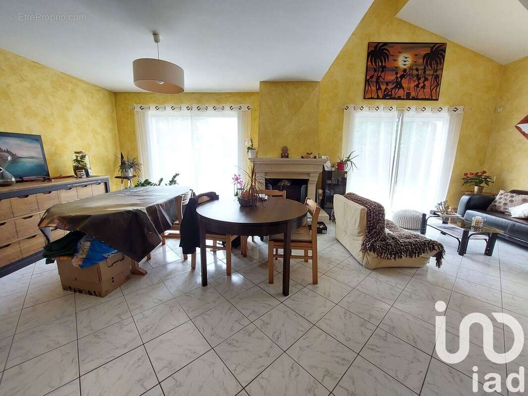 Photo 3 - Maison à GENESTON