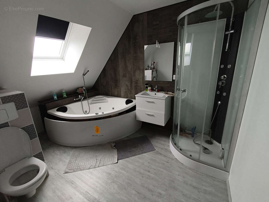 Maison à SAINTE-JAMME-SUR-SARTHE