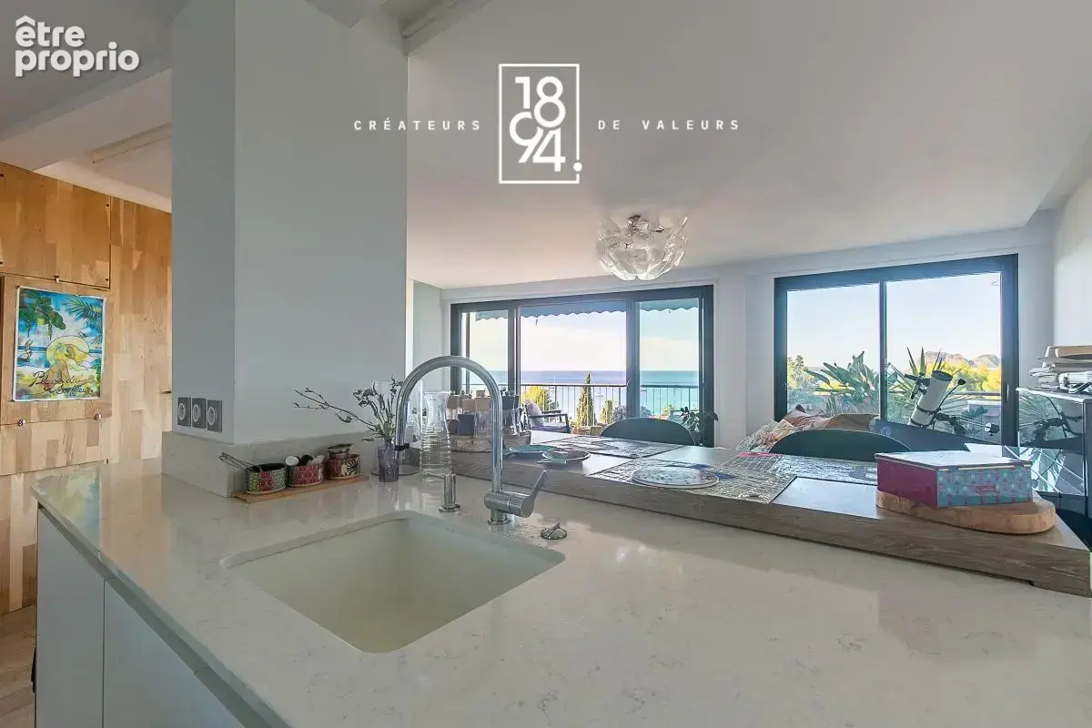 Appartement entièrement rénové de type 2 de 53m2 - Terrasse - Vue mer - Cave - Secteur Fontsainte - photo 10