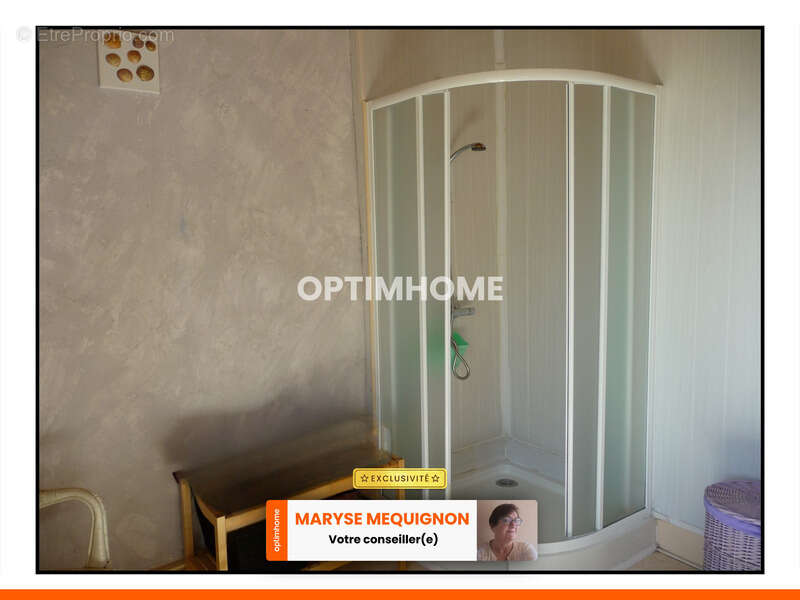 Maison à AUGEROLLES