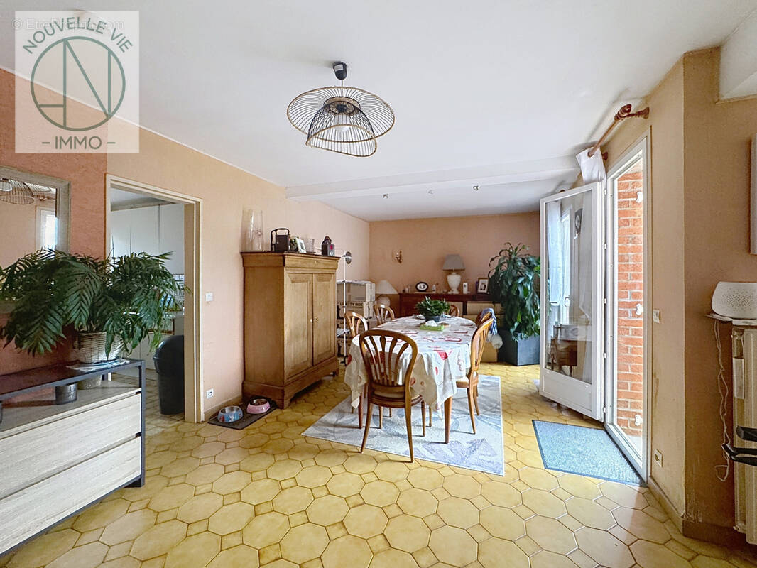 Sous Offre Maison Individuelle 110m2 jardin garage Parc de Beaumont - photo 3