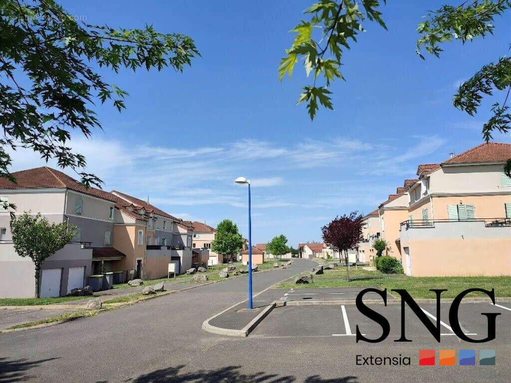 Appartement 45 m² à Yzeure  - photo 2