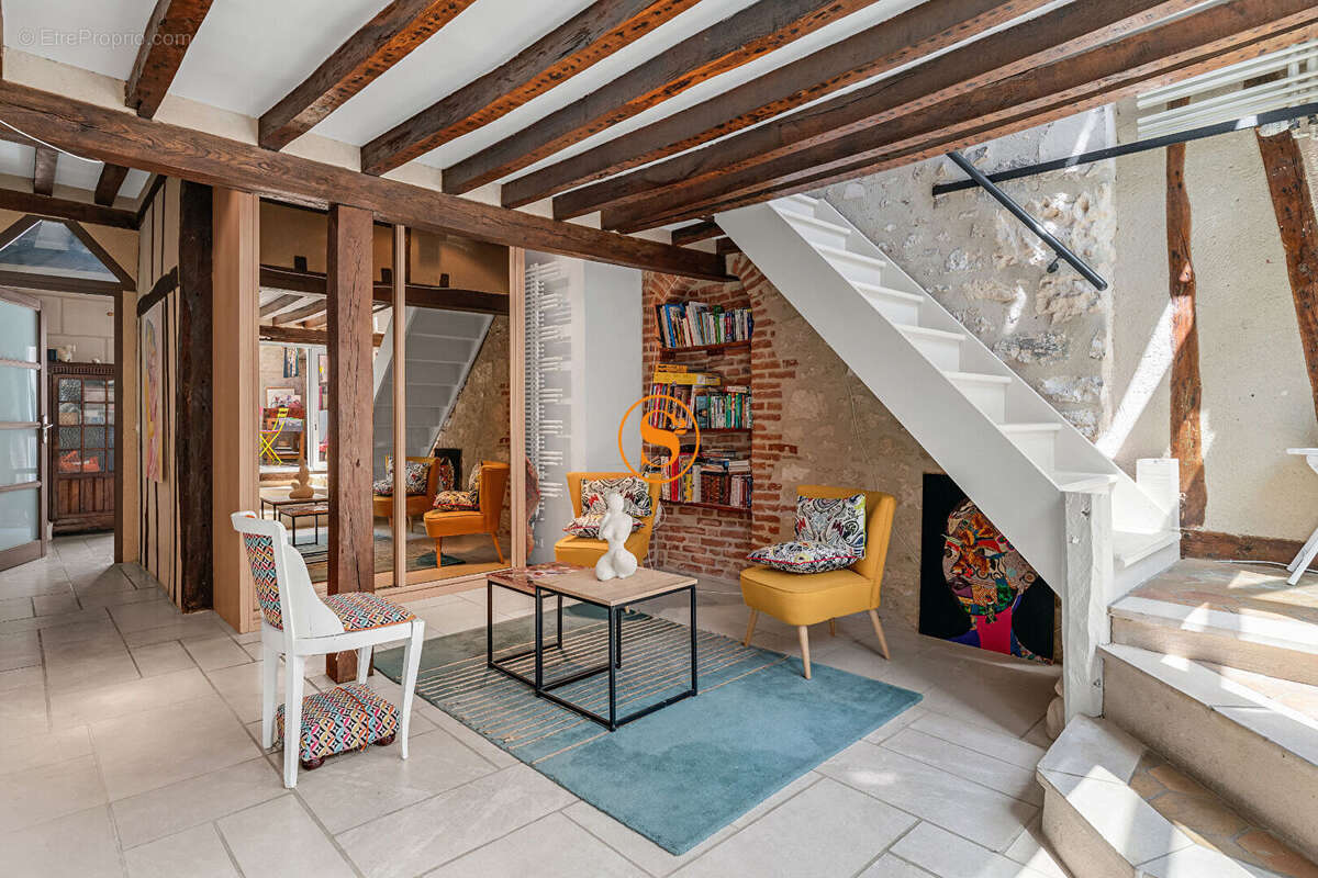 Maison à COMPIEGNE