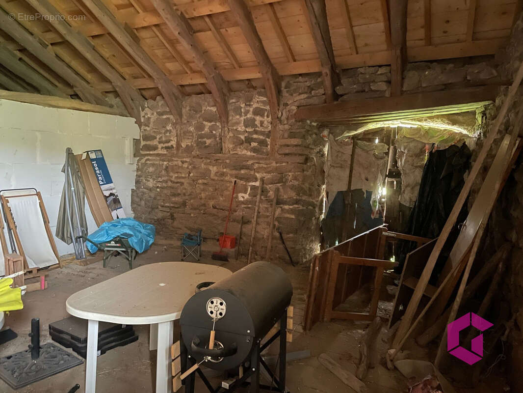 Maison en Pierres à Saint Front - photo 14