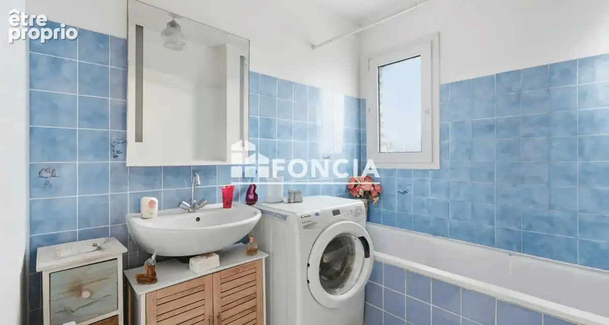 Appartement T2 de 50m2 - parking privatif - cave - photo 8