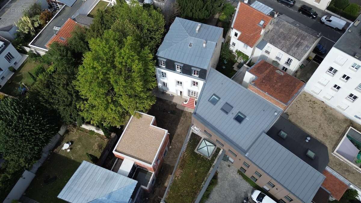 Maison à ASNIERES-SUR-SEINE