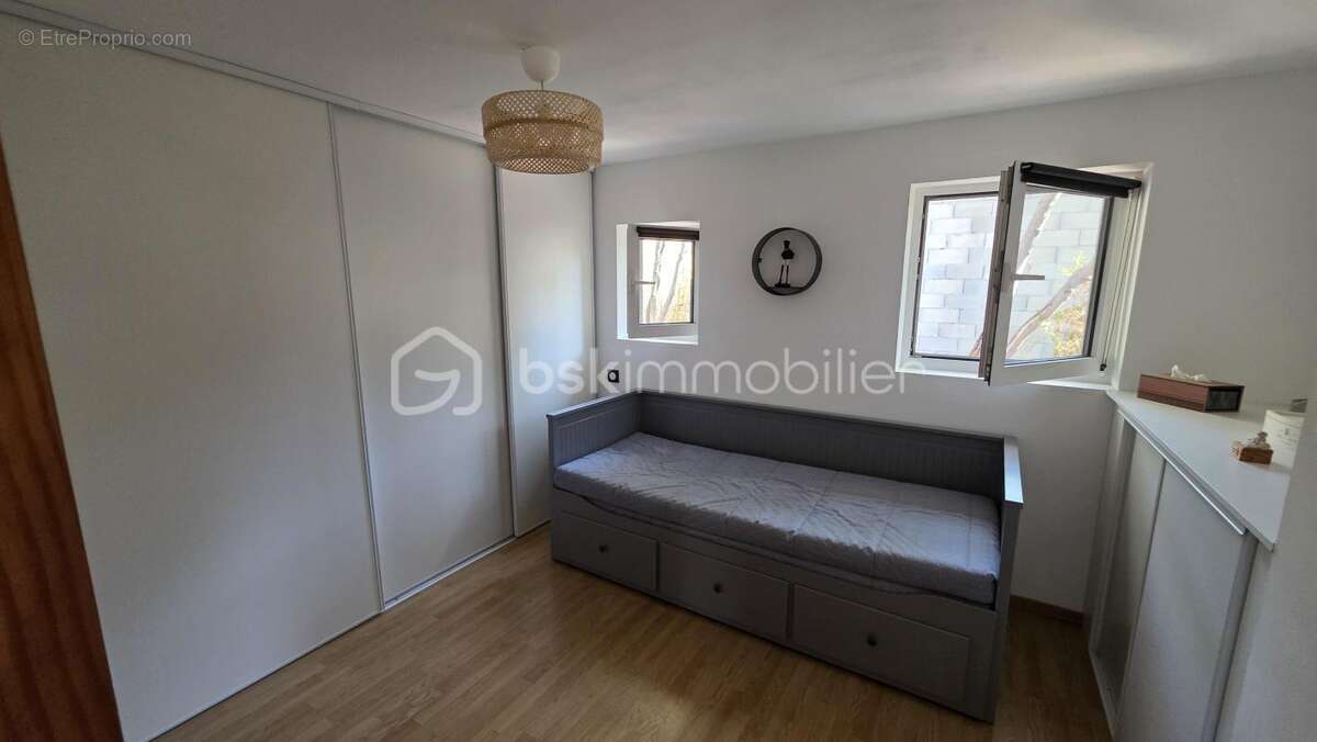  EN EXCLUSIVITÉ – VIDAUBAN – Maison traditionnelle de 171 m² avec piscine, terrain de 1 566 m² et fort potentiel - photo 19