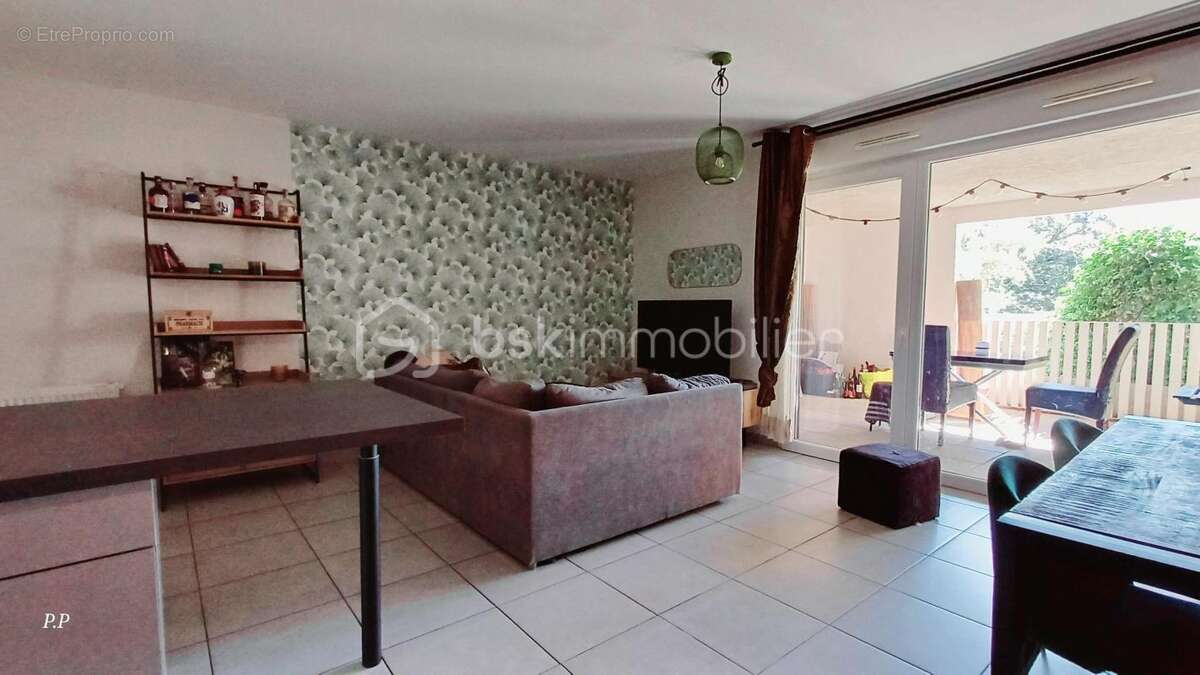 Appartement à JUVIGNAC