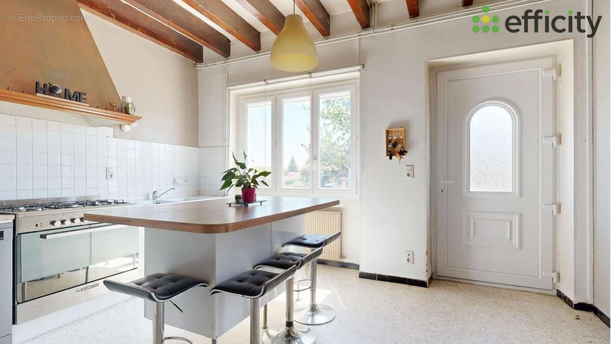 Maison à COLOMBIER-SAUGNIEU