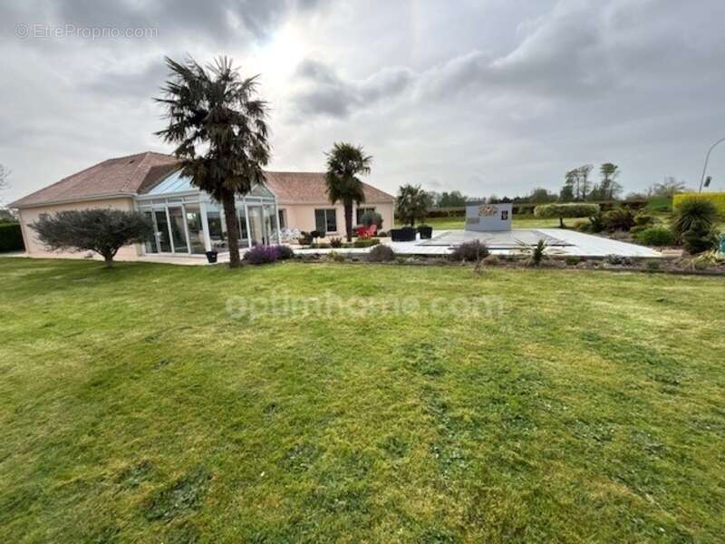 Maison à SAINT-AUBIN-ROUTOT