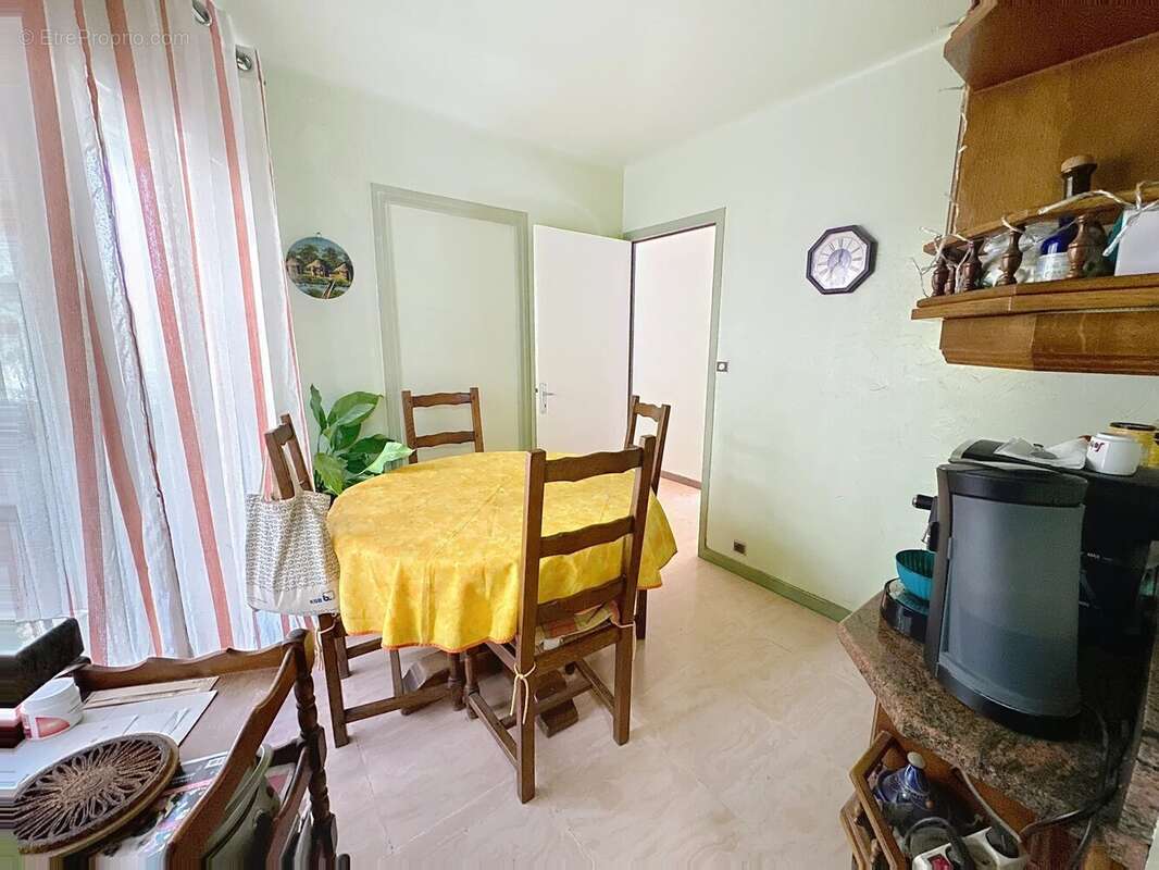 Appartement à LE CANNET