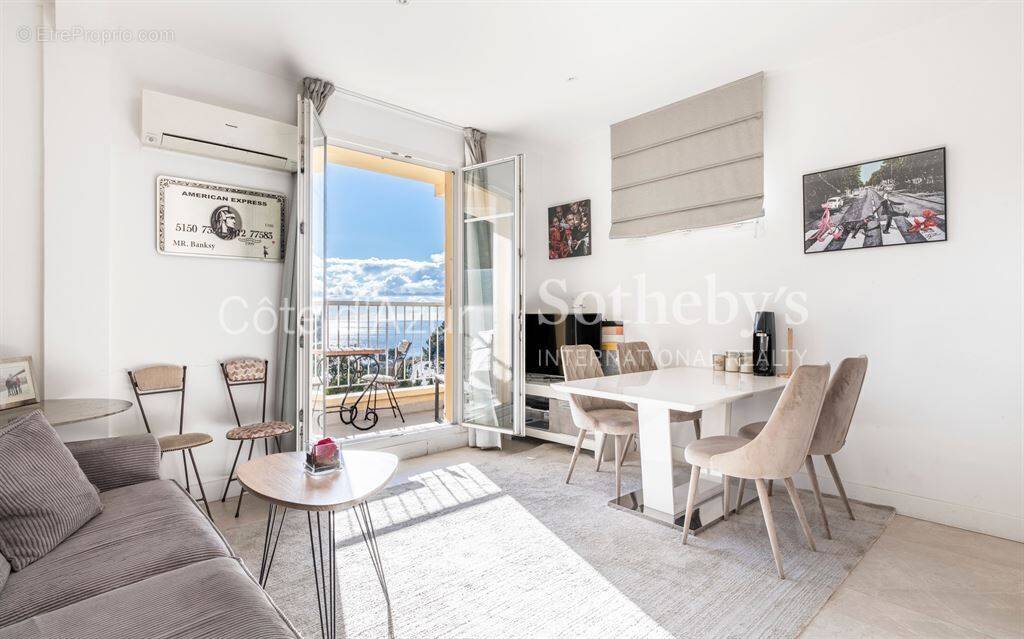 Appartement à EZE