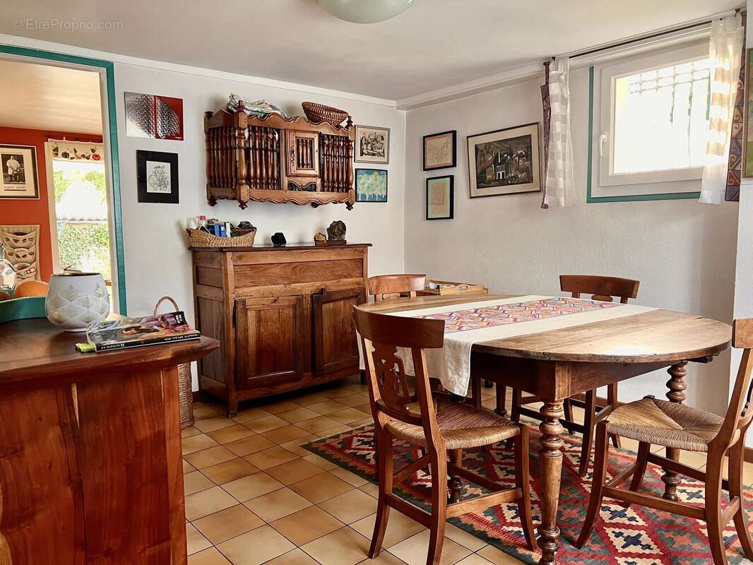 Charmante maison des années 1950 avec jardin et terrasse - photo 7