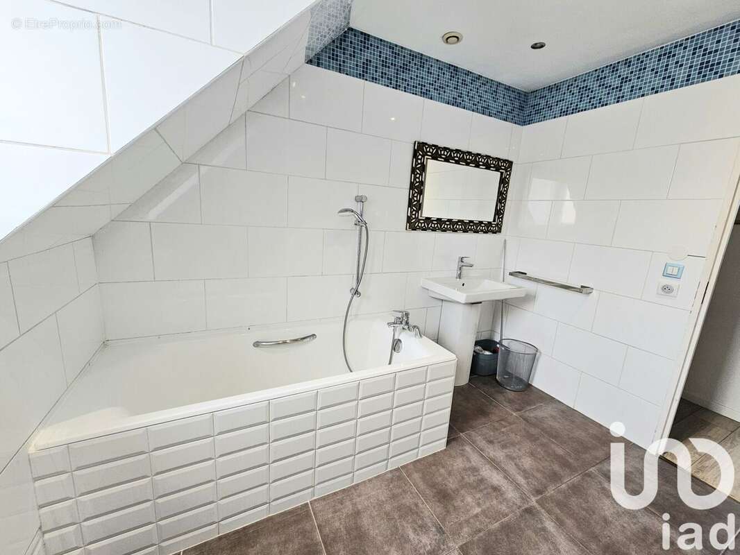 Photo 8 - Maison à BONNEUIL-SUR-MARNE