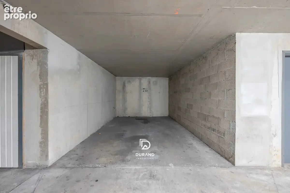 Parking à MARSEILLE-14E