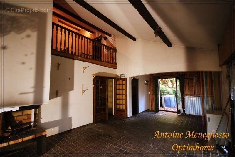 Maison à ENTRE-DEUX-EAUX