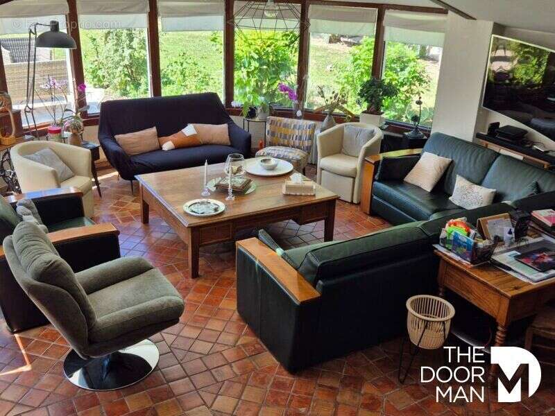 Maison à CERNAY-LA-VILLE