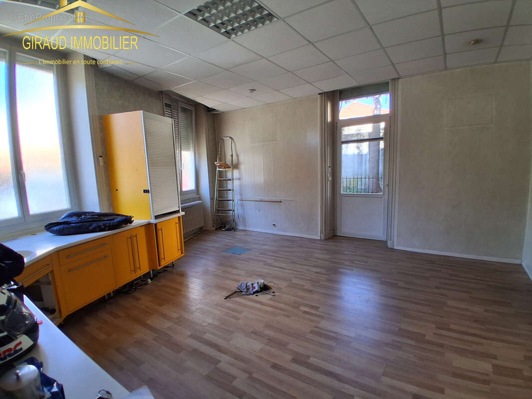 Appartement à CHARLIEU