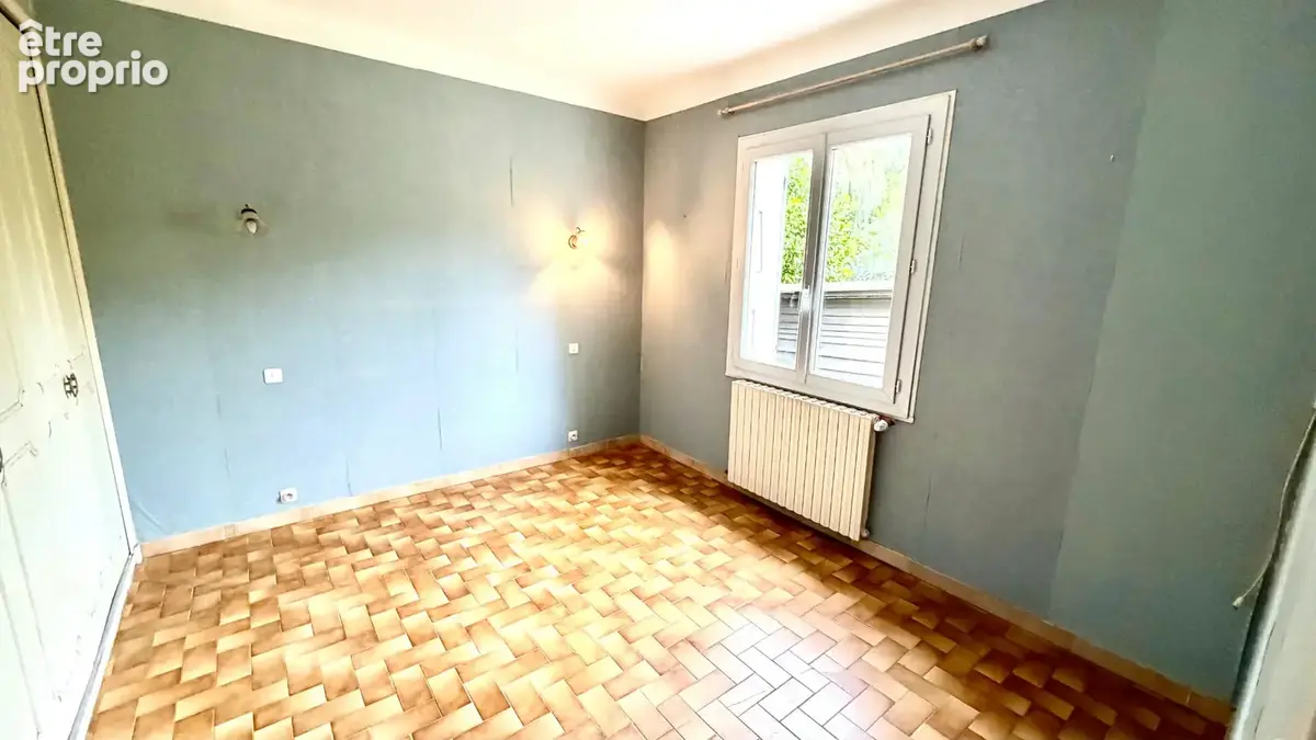 Villa traditionnelle sur 1035 m² de jardin exposé sud. - photo 9