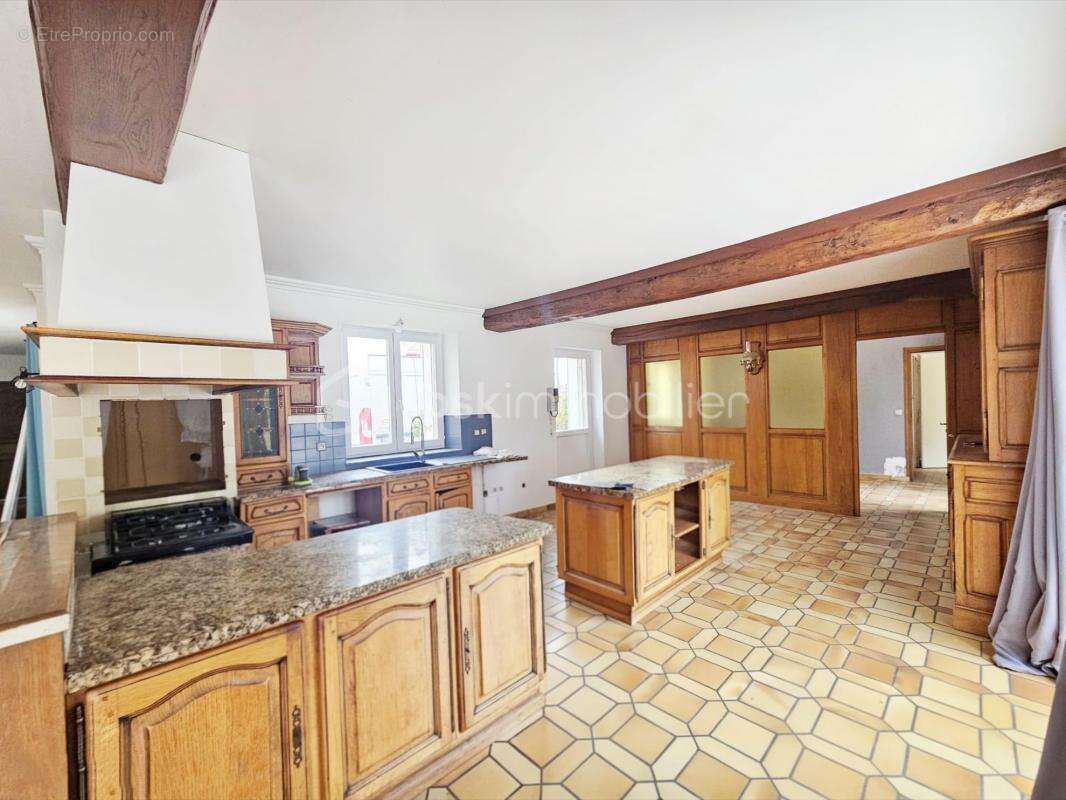 Maison à SAINT-BENOIT-SUR-LOIRE