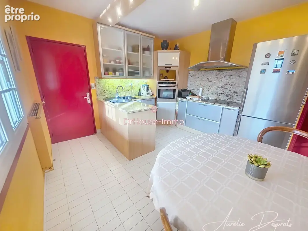 Maison 11 pièces 255 m² à vendre à Graulhet (81300) - photo 6