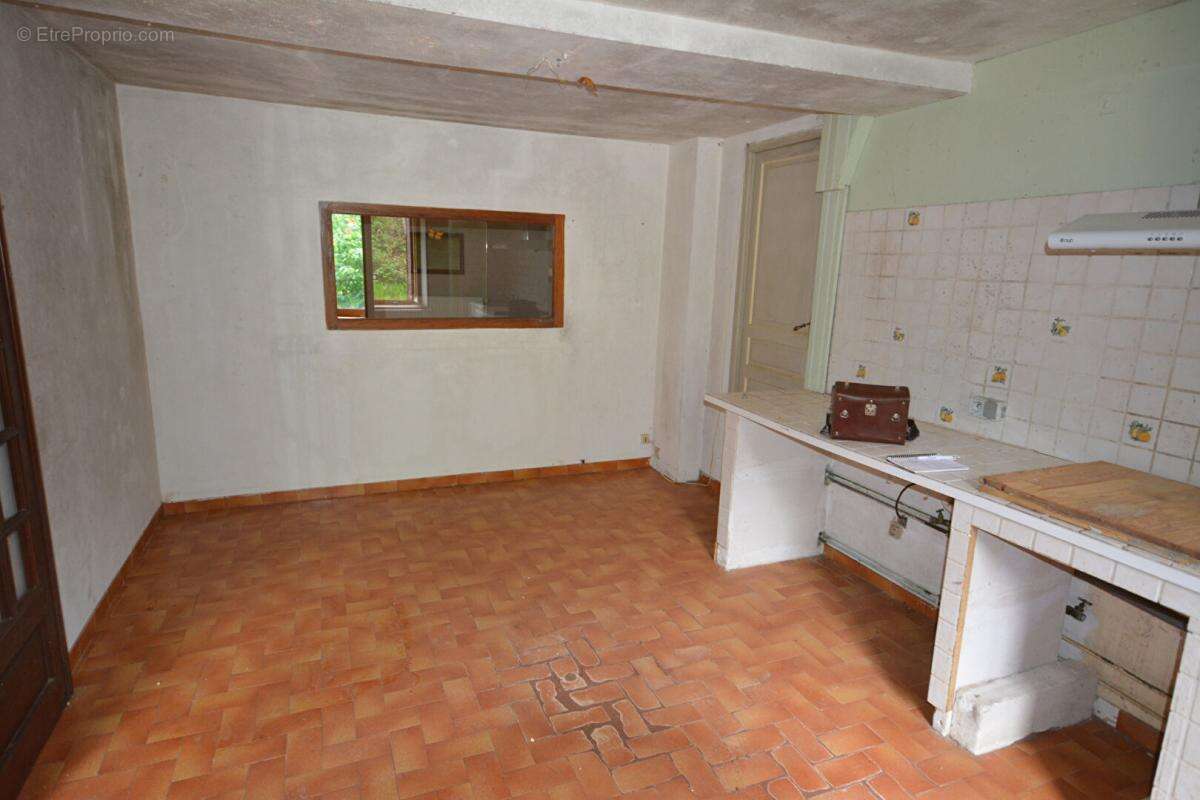 Maison à rénover à la campagne - photo 15