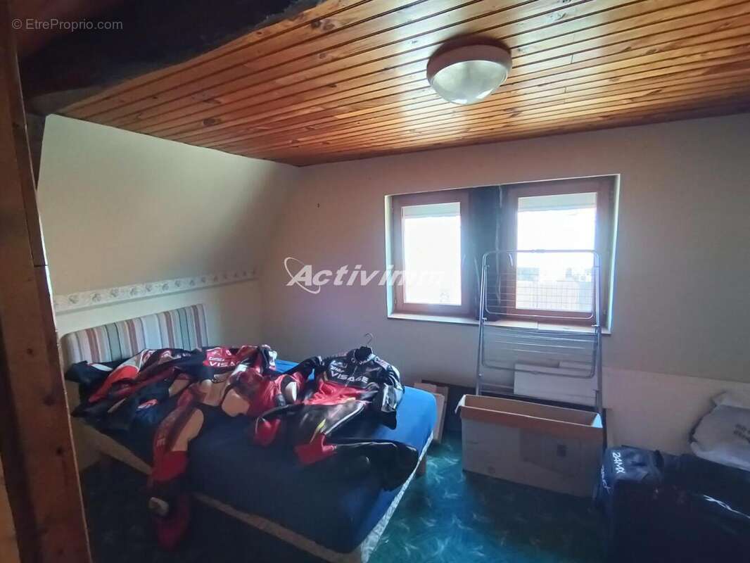 4255 (1) - Maison à HESDIN