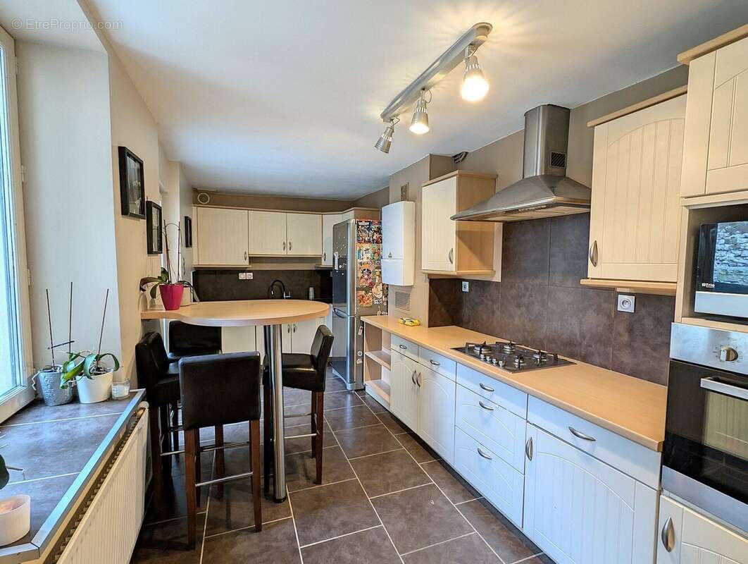 Maison à BENNECOURT