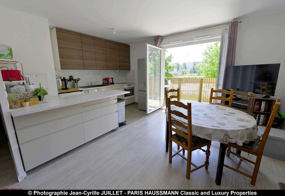 Appartement de 2019 + balcons + parking securise - photo 3