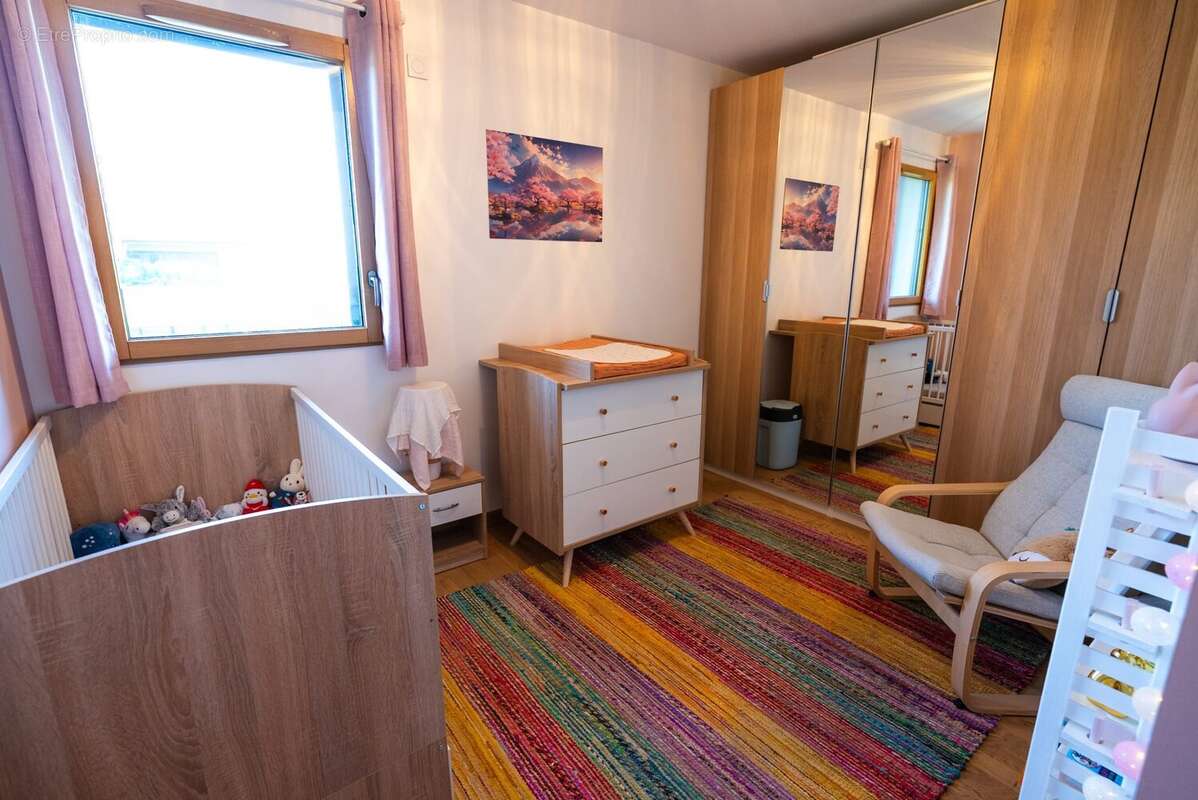 Appartement à NEYDENS