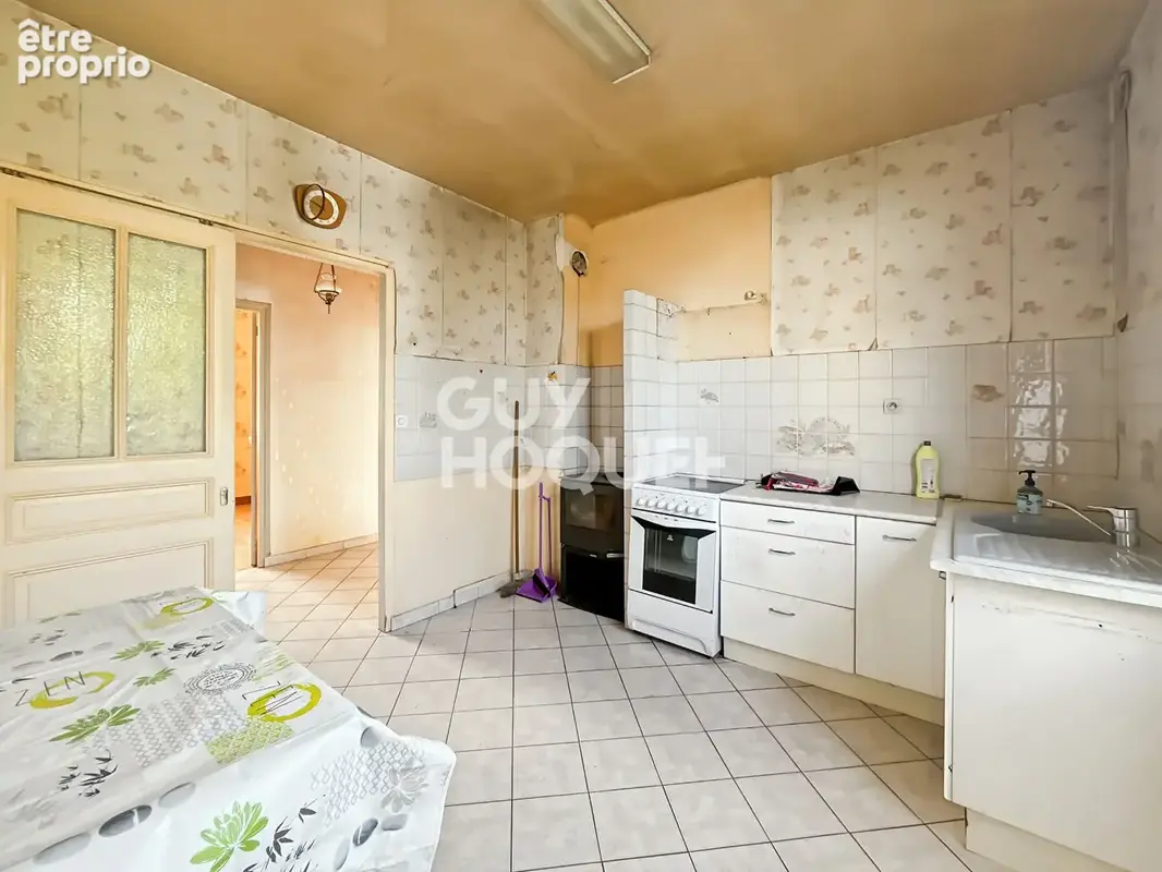 Maison à vendre à Fontenay Trésigny - 5pièces, 3 chambres - photo 3