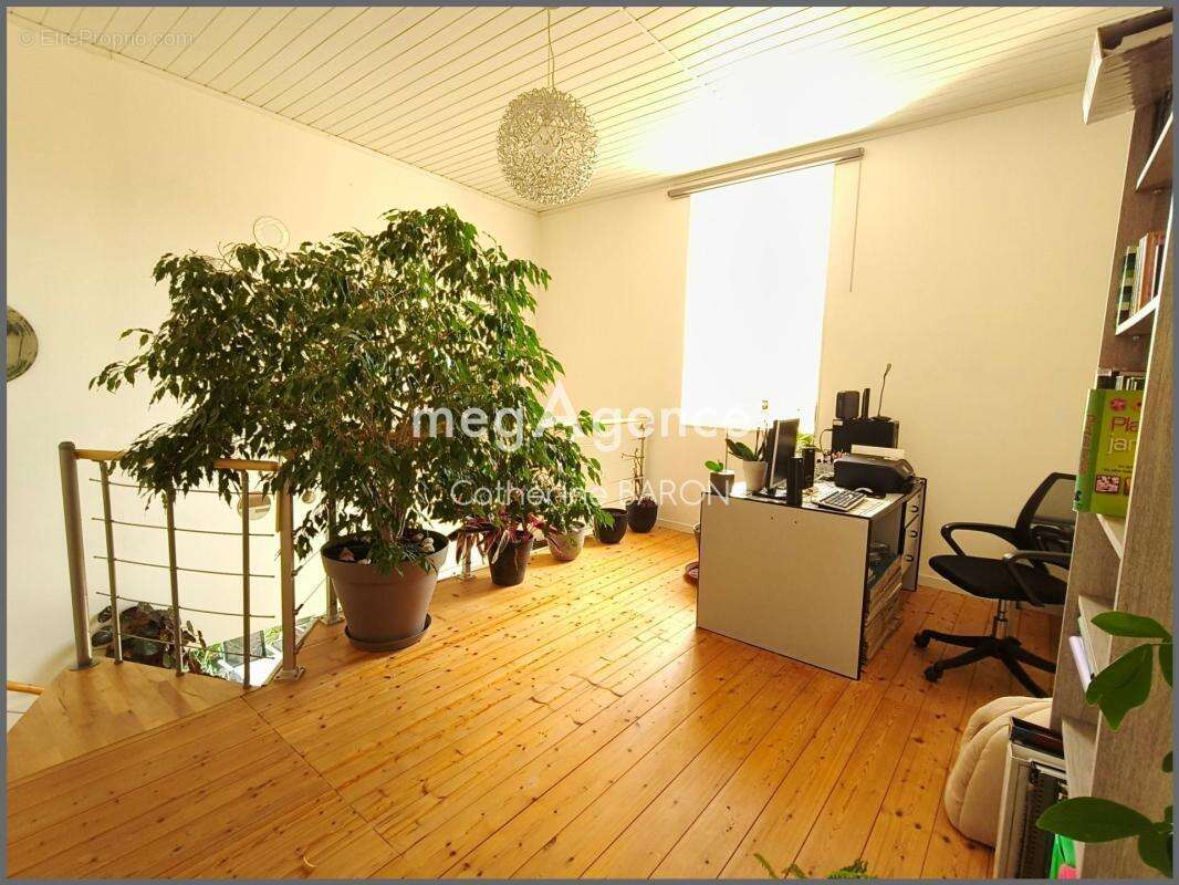 Maison de caractère, en pierre 162 m² - 4 chambres - Jardin - photo 7