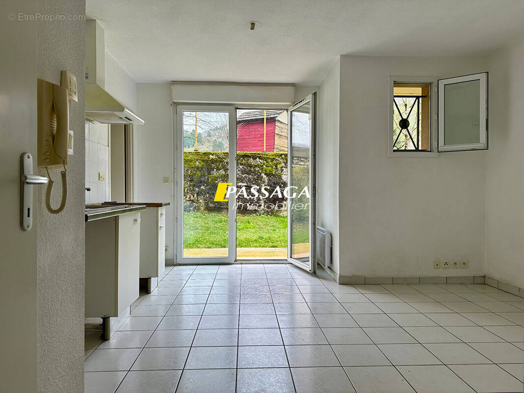 Appartement à SAINT-GENIEZ-D'OLT